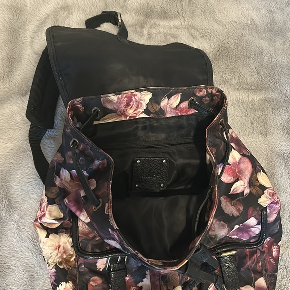Floral Backpack from Indigo - Picture 4 of 4